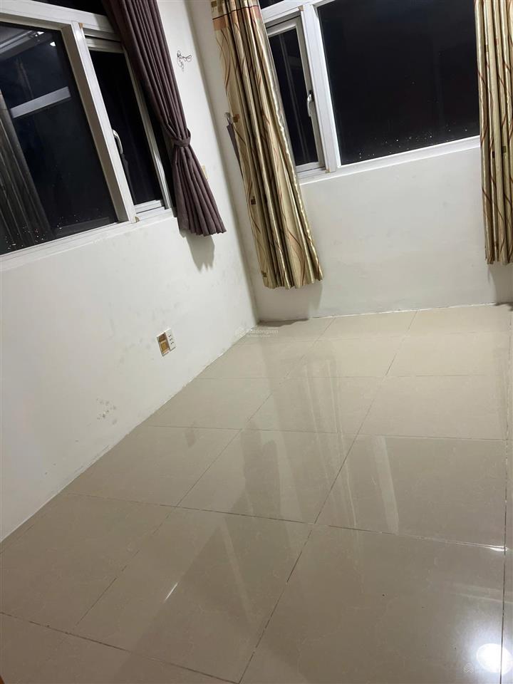 Cho thuê căn hộ penthouse 135m2 hoàng kim thế gia  4pn 3 wc có sẵn nội thất