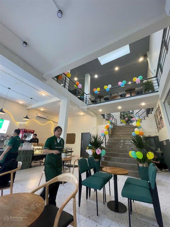 Bán căn góc 2 mặt tiền hòa bình và khuông việt quận 11 dt 13x13,5m giá 27,6 tỷ