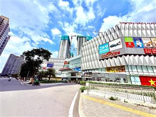 Biệt thự lô góc ngay công viên, trường học vinschool, 15x17, 240m2, khu vinhome grand park, 54.x tỷ