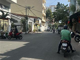 Bán nhà cũ bàu cát 8  22m2, 2 tầng, 3.2 x6.7, giá 2.3 tỷ, phường 11 tân bình(71. 4.7).