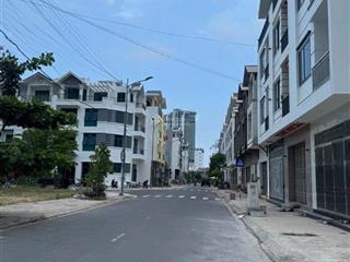 Bán lô đất kđt acc vĩnh hoà cách biển 300 m giá bán chỉ 4 tỷ 2 vị trí đẹp tiềm năng phát triển