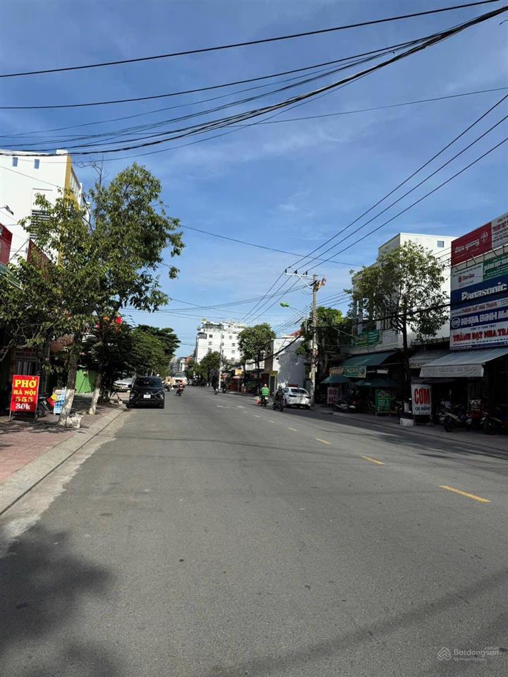 Bán đất tặng nhà mặt tiền điện biên phủ diện tích 153 m2 giá 80 tr/m2 hiện có nhà đang cho thuê