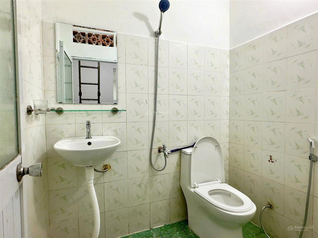 Bán nhà cấp 4 bề ngang 6,97 gần đường điên biên phủ , trường học diện tích 84,4 m giá 4 tỷ 1