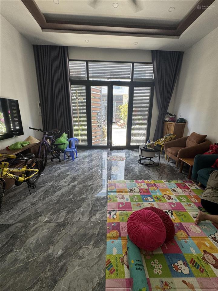 Bán nhà 4 tầng khu acc vĩnh hoà diện tích sàn 230m2 cách biển 300m giá cực tốt tại kđt