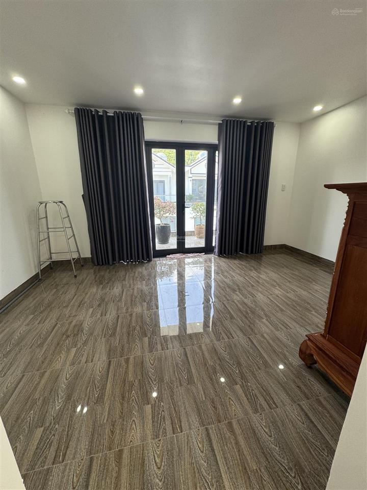 Bán nhà 4 tầng khu acc vĩnh hoà diện tích sàn 230m2 cách biển 300m giá cực tốt tại kđt