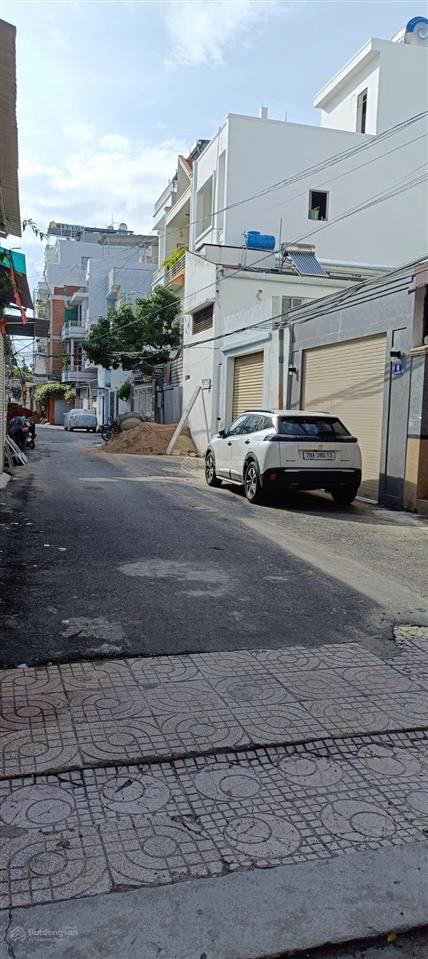 Bán đất mặt tiền hoàng trinh phường bắc nha trang ngang 4,72 m giá 6 tỷ cách biển