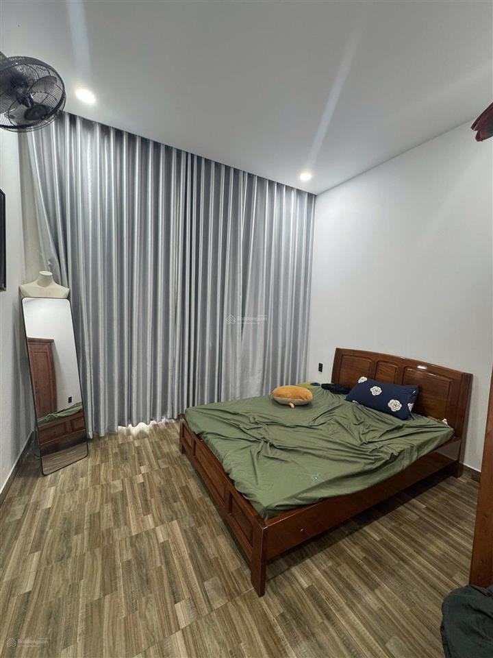 Bán nhà 2 mặt tiền phó đức chính, vĩnh hoà, nha trang 1 trệt 1 lầu sổ hoàn công 137,2m2 giá 10tỷ