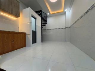 Bán nhà dt 49m2  3 tầng  6pn giá tốt