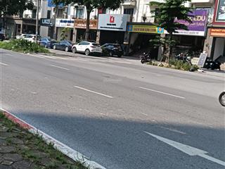 Siêu phẩm kđt văn phú, hà đông, 90 m², 4 tầng 19,8 tỷ, ô tô tránh vỉa hè đá bóng.  0383 522 ***.
