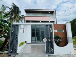 Bán nhà mới xây 112m2 xã suối hiệp cách tp nha trang 20 phút lái xe chỉ 1tỷ450