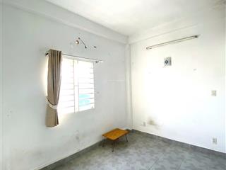 Cho thuê phòng studio 20m2 có ánh sáng trời, gần lotte, cầu kênh tẻ, tdtu ở lê văn lương, quận 7