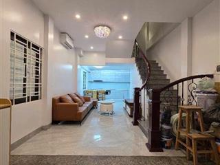 Nhà đẹp nội thất cơ bản đông mỹ thanh trì dt40m2 4 tầng mt 4m chào 5,8 tỷ