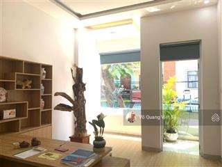 Bán nhà 2 tầng trung tâm nha trang đường hoàng văn thụ chỉ 14tỷ