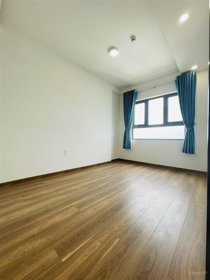 Bán căn góc 2pn 74m2 giá rẻ hơn thị trường 400 triệu saigon riverside complex quận 7