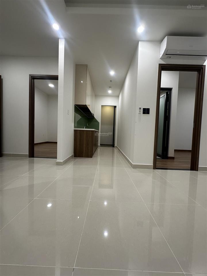 Bán căn 68m2 s1.16.02 nhà mới tặng 3ml xem nhà 24/7