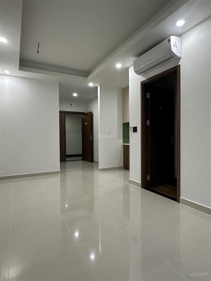Bán căn hộ 68m saigon riverside complex, quận 7 nhà mới, có hợp đồng thuê 9,5tr/tháng