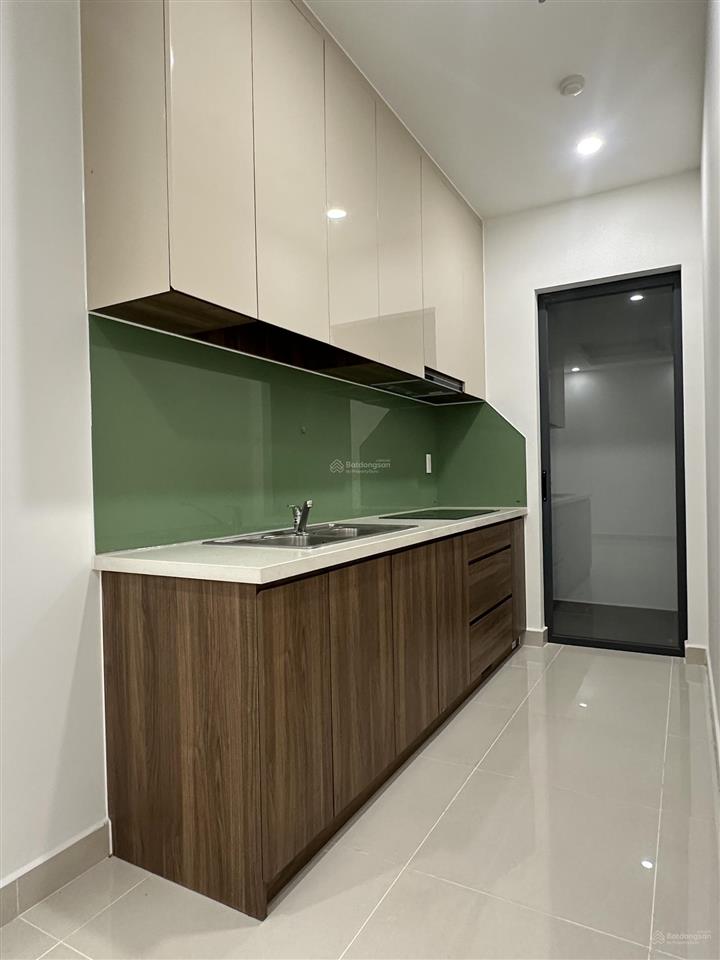 Bán căn hộ 68m saigon riverside complex, quận 7 nhà mới, có hợp đồng thuê 9,5tr/tháng
