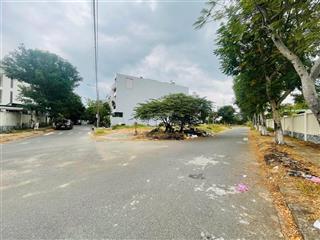 Chính chủ cần bán góc 3 mặt tiền 225m đường lê ninh sơn trà. chưa qua đầu tư.