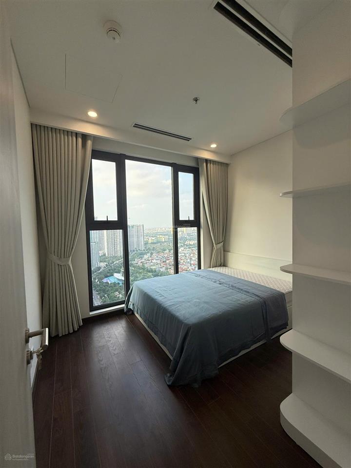 Gia đình tôi cần nhượng lại ch 2n2vs + 1 toà masteri tại tổ hợp vinhomes smart city  0974 046 ***