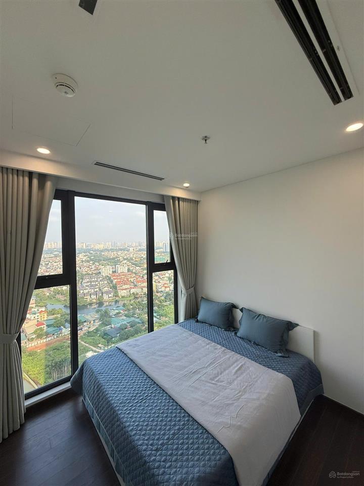 Gia đình tôi cần nhượng lại ch 2n2vs + 1 toà masteri tại tổ hợp vinhomes smart city  0974 046 ***