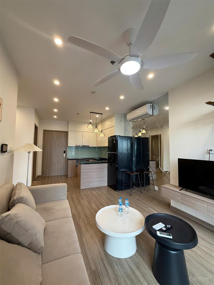 Siêu rẻ chính chủ gửi bán ch 1n+1  46.5m2, 3.2tỷ, phân khu (sa) dự án vinhomesmart city tây mỗa