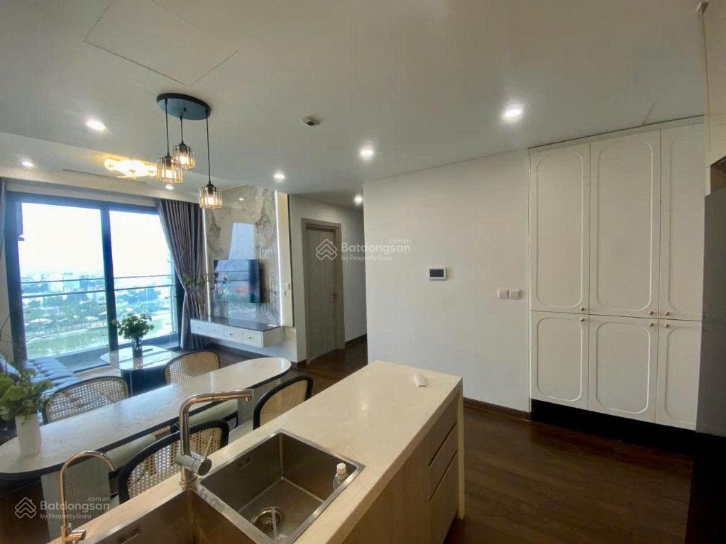 Chính chủ gửi bán căn hộ 3 ngủ 2 vệ sinh toà west a  0974 046 ***