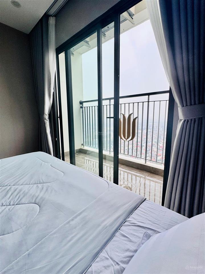 Cần bán căn hộ 2pn  2vs, 62m2 imperia toà i1, view hồ  tầng trung  view hồ