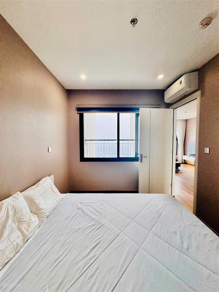 Cần bán căn hộ 2pn  2vs, 62m2 imperia toà i1, view hồ  tầng trung  view hồ