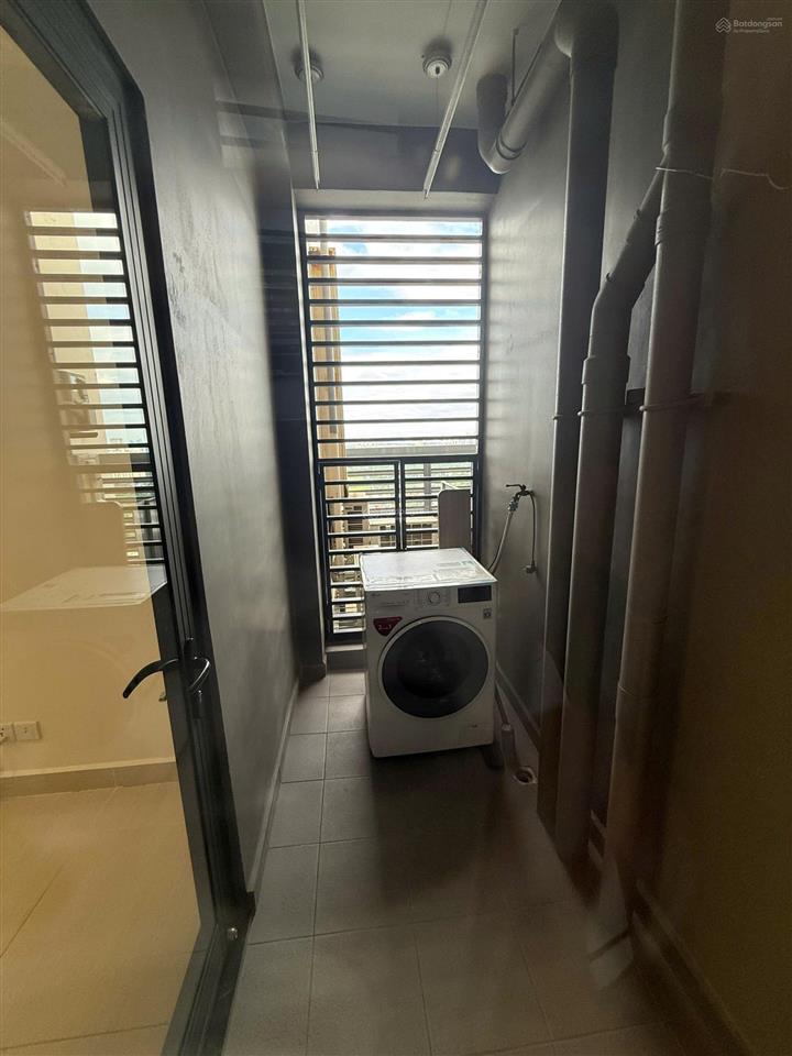 Siêu rẻ chính chủ gửi bán ch 1n + 1  46.5m2, 3.2 tỷ, phân khu (s) dự án vinhomesmart city tây mỗ