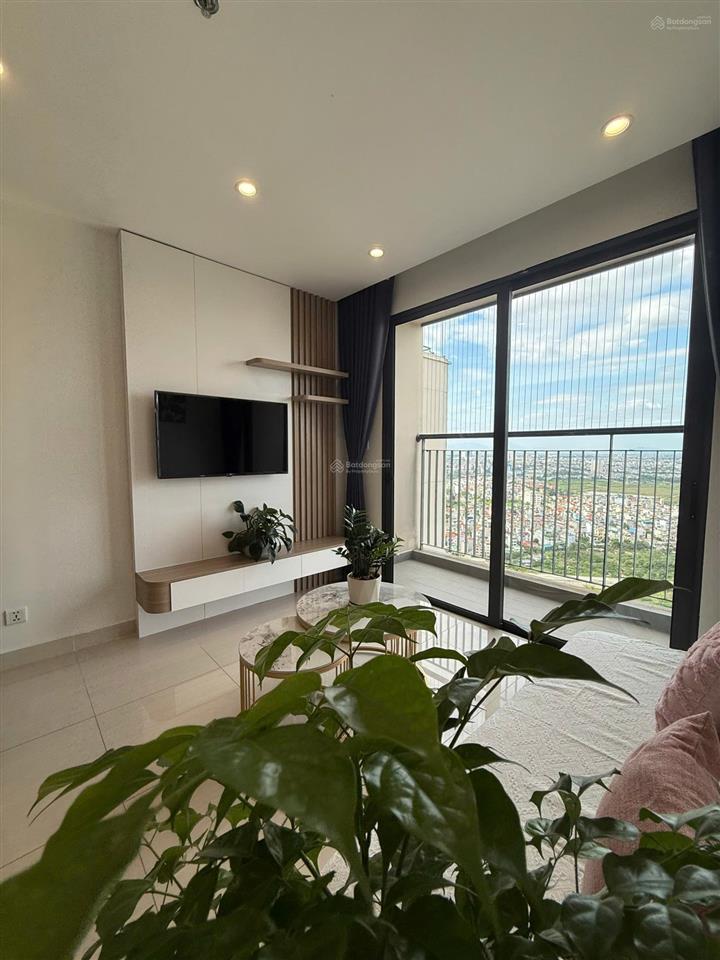 Siêu rẻ chính chủ gửi bán ch 1n + 1  46.5m2, 3.2 tỷ, phân khu (s) dự án vinhomesmart city tây mỗ