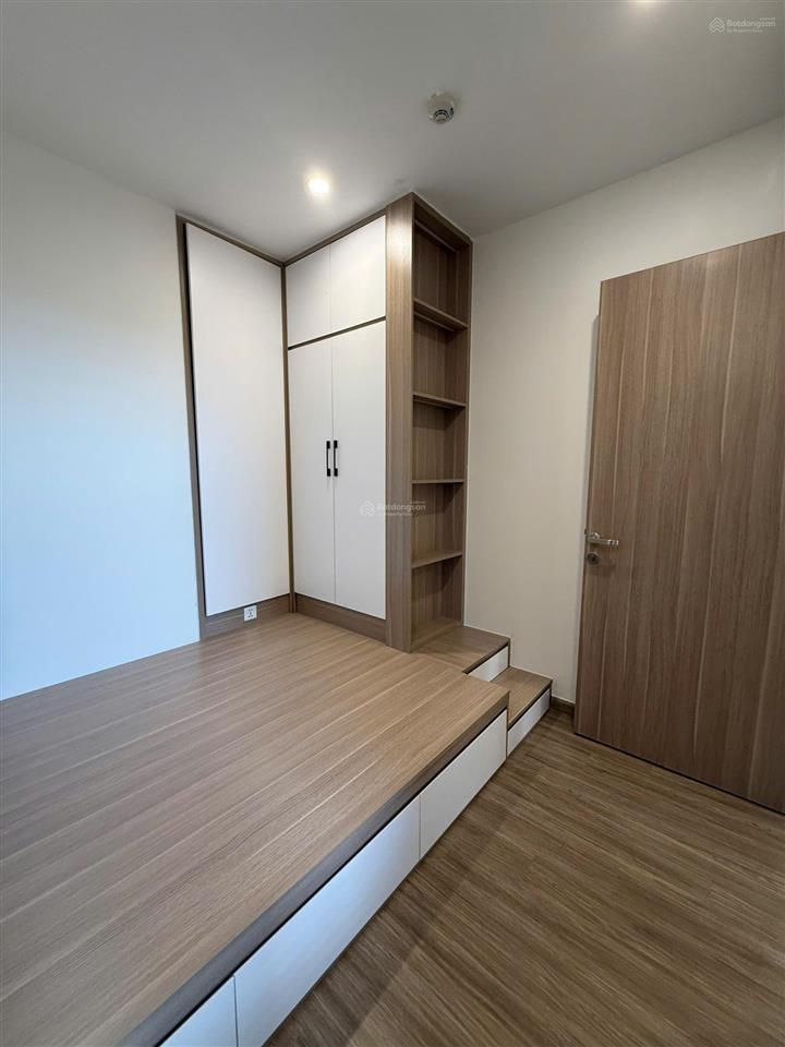 Siêu rẻ chính chủ gửi bán ch 1n + 1  46.5m2, 3.2 tỷ, phân khu (s) dự án vinhomesmart city tây mỗ