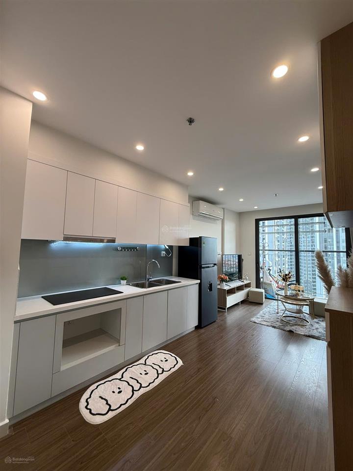 Hot chính chủ bán ch 2n + 1, 63.4m2, 4 tỷ tròn, vinhome smart city   0974 046 ***