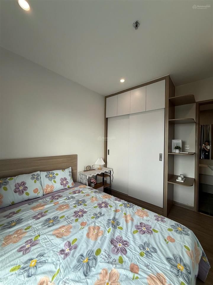 Hot chính chủ bán ch 2n + 1, 63.4m2, 4 tỷ tròn, vinhome smart city   0974 046 ***