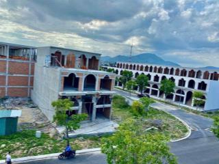Bán nhà phố đã có sổ đỏ, là phân khu đầu tiên có sổ đỏ đồng bộ trong các khu đô thị tại nha trang