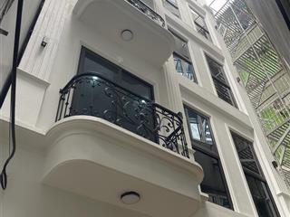 Anh việt cần bán gấp nhà cầu diễn 35m2 6 tầng. 10m ôtô tránh ở luôn giá 7. x tỷ có tl.