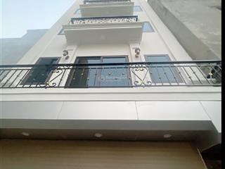 Cực hiếm cầu diễn 40m. 5tầng gần ô tô ở sướng 5,79 tỷ