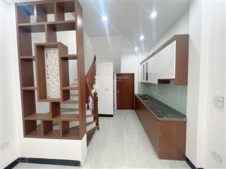 Bán nhà ngoạ long từ liêm 37m2 5 tầng ở ngay ô tô chỉ 6,48 tỷ