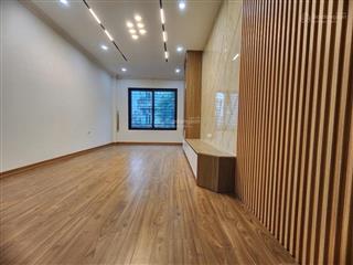 Nhỉnh 8 tỷ  trịnh văn bô  nhà phân lô 6 tầng tm, ô tô vào nhà, vị trí hiếm