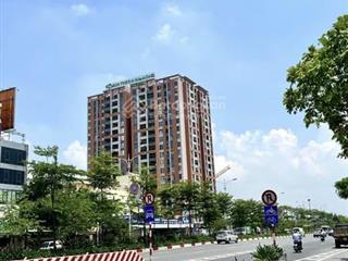 Bán nhà phố trạm, 7,055 tỷ, 35m2, 4pn + 5wc, mặt tiền 4.3m, đẹp, full tiện ích
