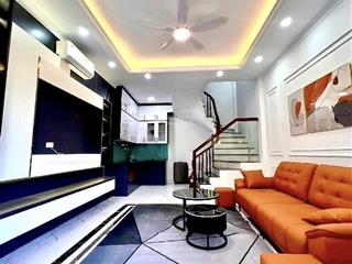 Thạch bàn 5 tầng đẹp lung linh 7 tỷ xíu  ôtô đỗ cửa vài bước ra ôtô tránh  dừng đỗ thoải mái