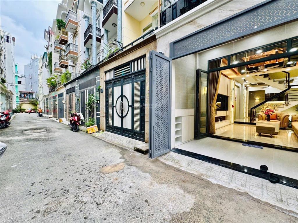 5tỷ200 | bàn cờ  nguyễn thiện thuật, q.3 | chính chủ giảm sâu 200 tr  cách mặt tiền 2 căn