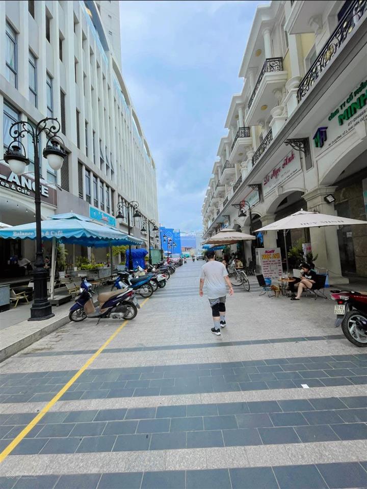 Bán căn shophouse q8 gần quận 5 the pegasuite 1 q8