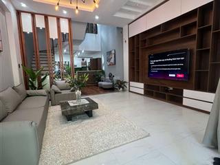 Cần bán nhà 4 tầng mới đẹp mặt tiền 7m5 hoàng đức lương