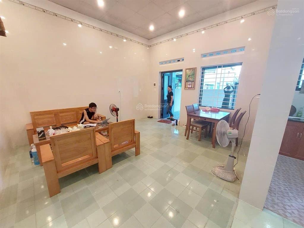 Bán lô đất 2 mất kiệt đường trương định, tặng nhà cấp 4 phù hợp mua ở và đầu tư