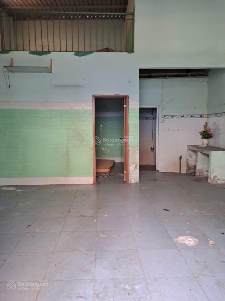 Hiếm căn đẹp, nở hậu  ngay lãnh binh thăng, quận 11  4,9 x 12  chỉ 7,9 tỷ tl