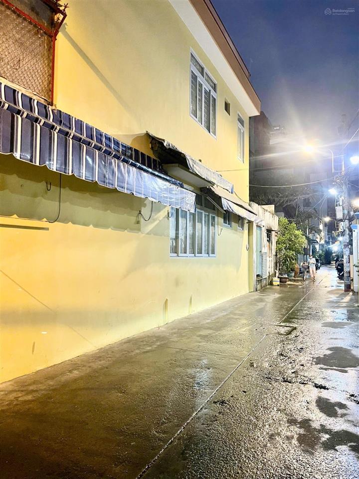 Hiếm căn đẹp, nở hậu  ngay lãnh binh thăng, quận 11  4,9 x 12  chỉ 7,9 tỷ tl