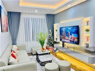 Vợ chồng tôi cần bán căn hộ đẹp goldmark city, nội thất đầy đủ, đồ đẹp, sổ đỏ sẵn, có slot ô tô