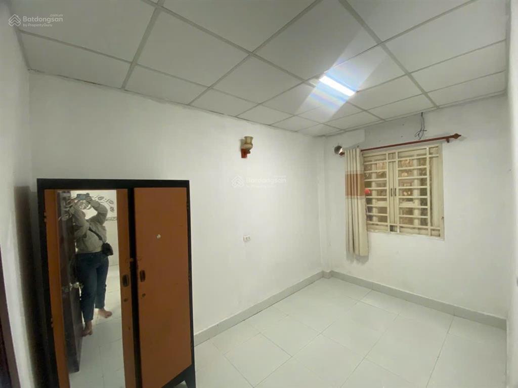 Cho thuê nhà nguyên căn lò lu, long trường, q.9  80m2 hẻm 6m  2pn đủ công năng oto vào nhà  6tr