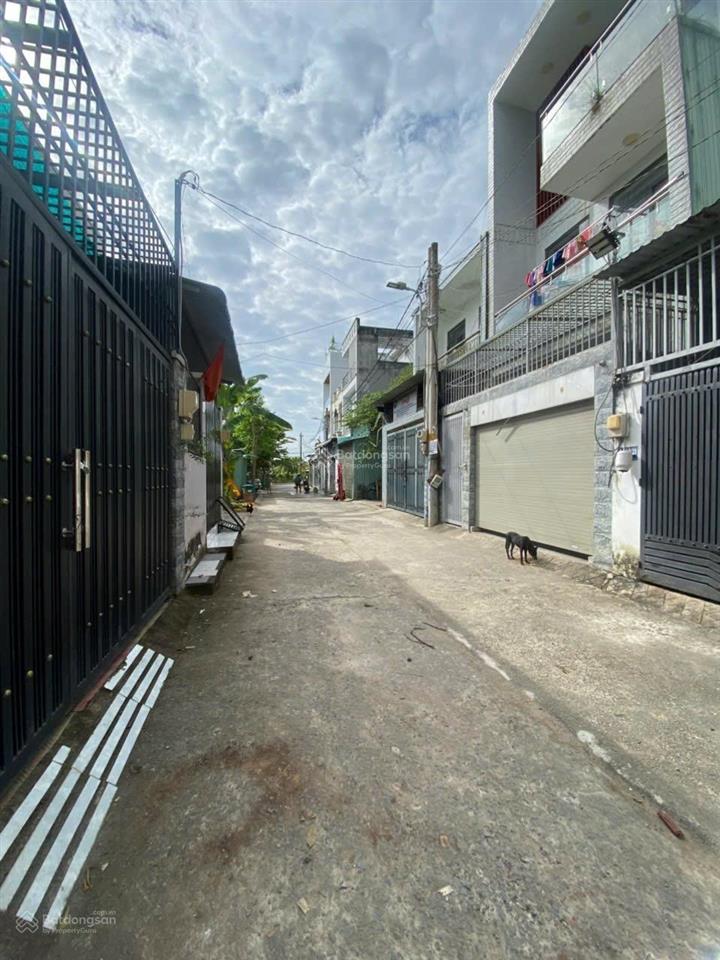 Cho thuê nhà nguyên căn lò lu, long trường, q.9  80m2 hẻm 6m  2pn đủ công năng oto vào nhà  6tr