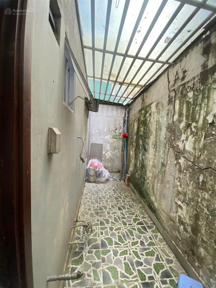 Cho thuê nhà nguyên căn lò lu, long trường, q.9  80m2 hẻm 6m  2pn đủ công năng oto vào nhà  6tr